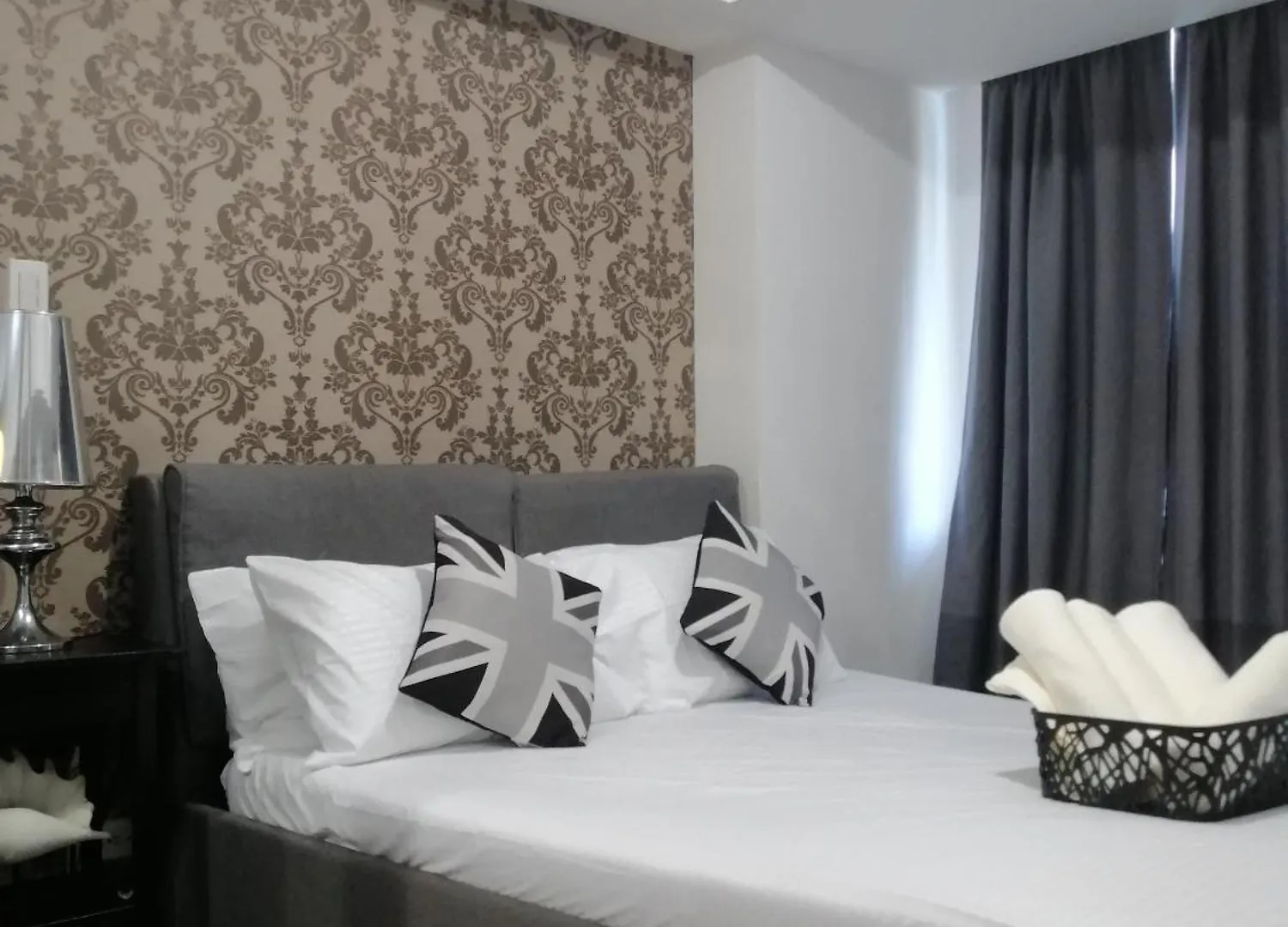 Guest house Fe Staycation Paranaque City Philippines